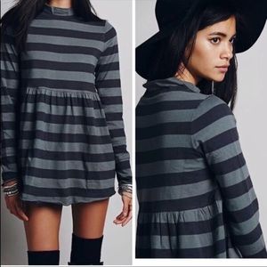 Free People We The Free XS NWT! Mod about it Tunic
